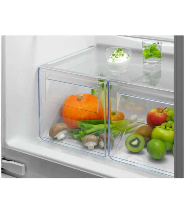 Хладилник Electrolux LNT2LF18S, с фризер разположен Отдолу, 272 л, Клас F, Височина 177.2 см